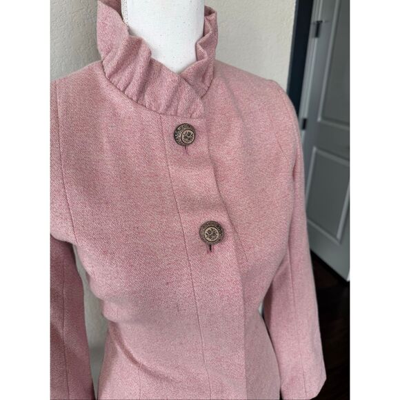 NWT Pink Wool Blend Bouclé 2 Piece Skirt Suit Set Blazer Size S MSRP $1130 - Picture 9 of 10